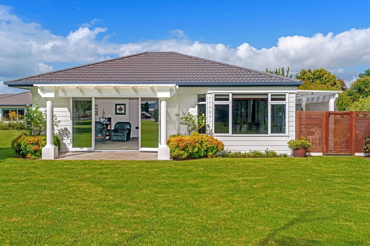 694 Gladstone Road, Te Hapara, Gisborne - Carousel 26