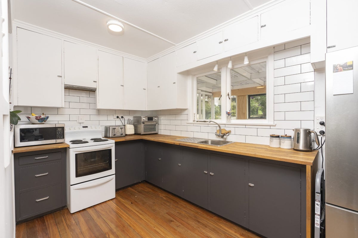 16 Meldrum Street, Kamo, Whangarei - Carousel 1