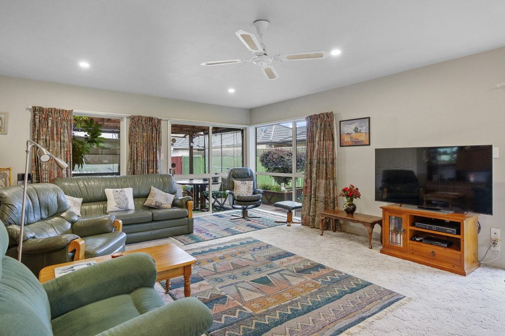 18 Carlsen Street, Burwood, Christchurch - Carousel 2