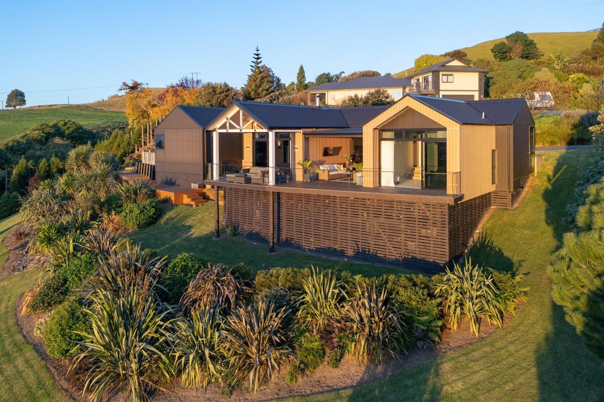 31 Roger Guy Place, Welcome Bay, Tauranga - Carousel 2
