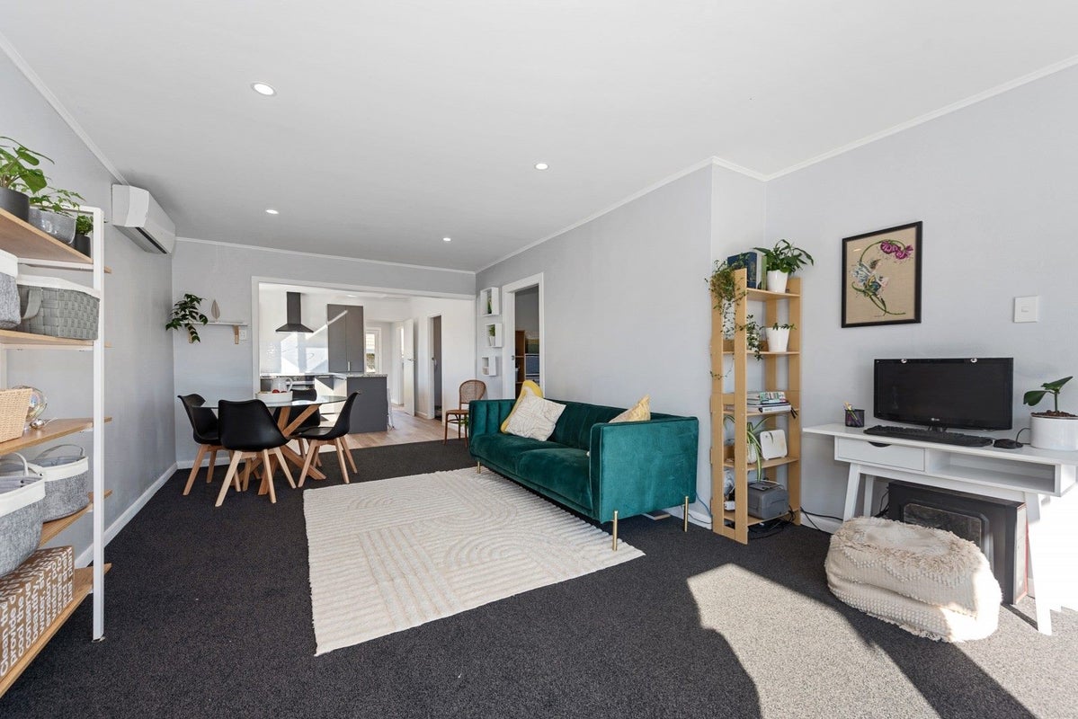 4A Brocas Avenue, Hillcrest, Hamilton - Carousel 1