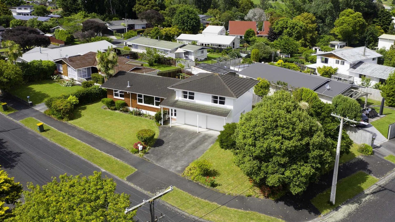 12 Chesterman Road, Riverlea, Hamilton - Carousel 2