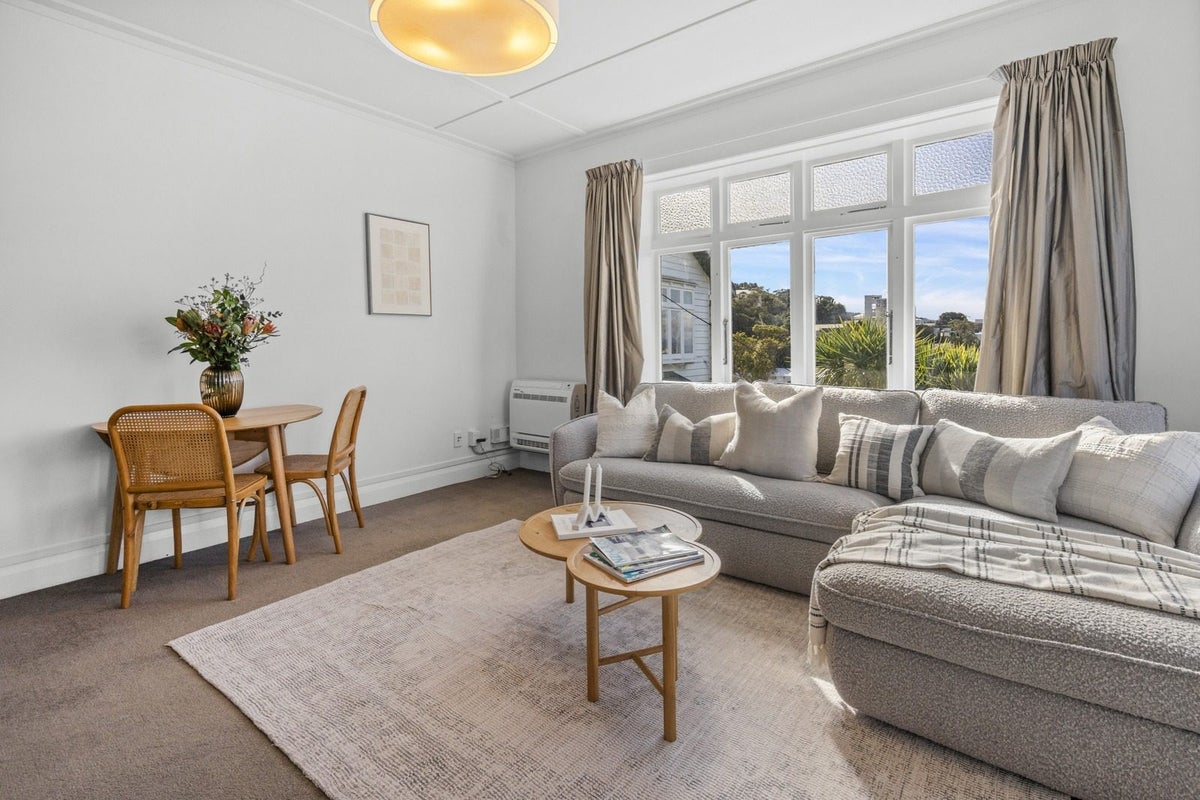 350A The Terrace, Te Aro, Wellington - Carousel 2