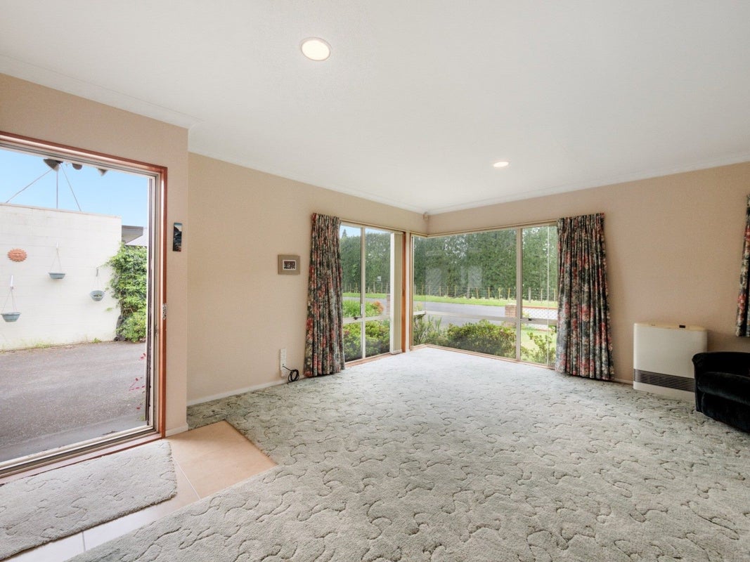 13A Marshall Avenue, Greerton, Tauranga - Carousel 2