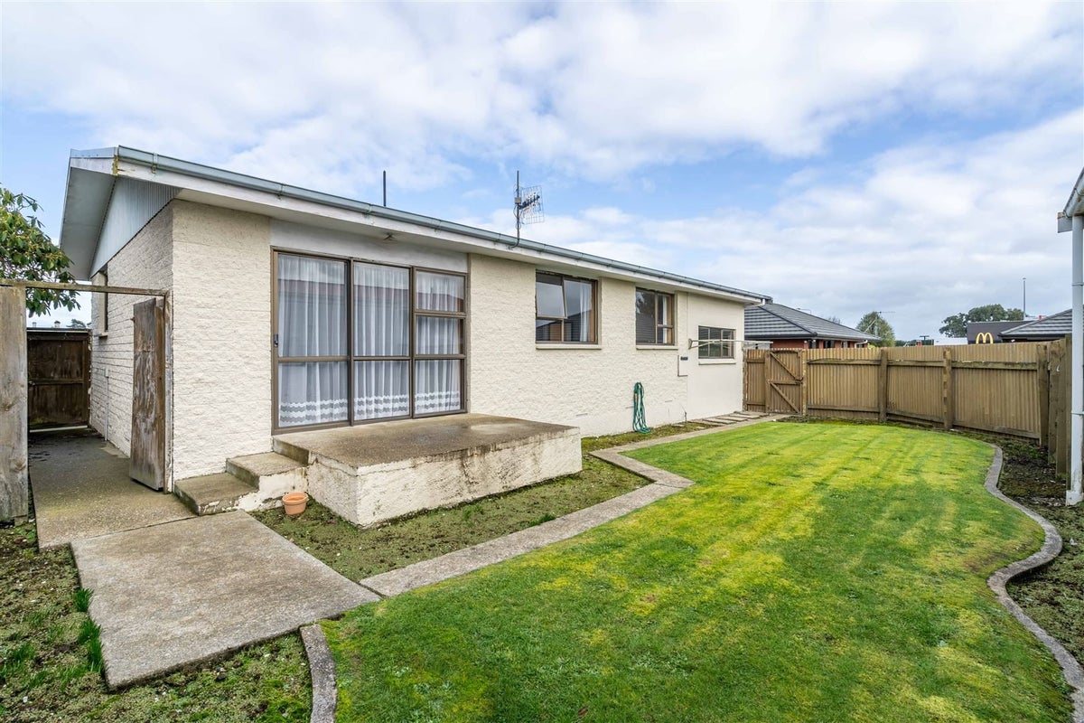 1/206 Bowmont Street, Georgetown, Invercargill - Carousel 1