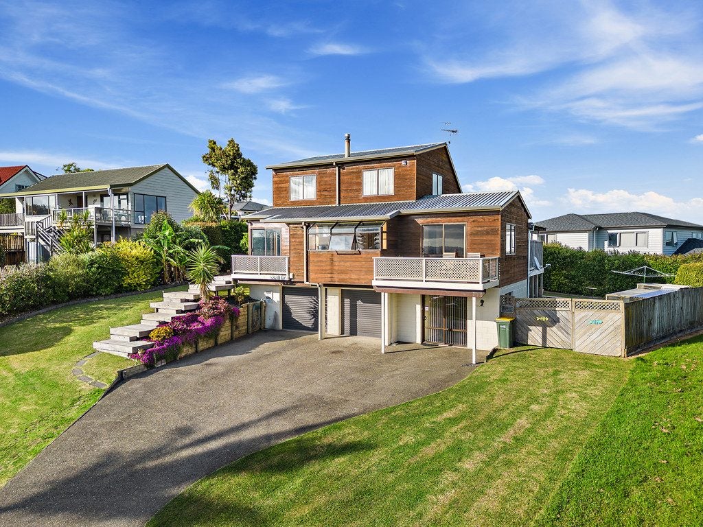 26 Clearview Heights, Ranui, Auckland - Carousel 2