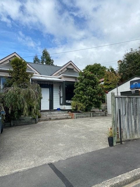 7 Galloway Street, Mornington, Dunedin - Carousel 1