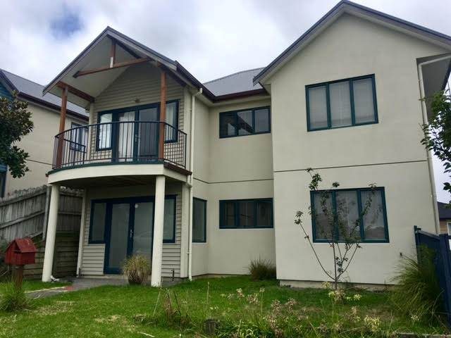 123 Fernhill Way, Oteha, Auckland - Carousel 1