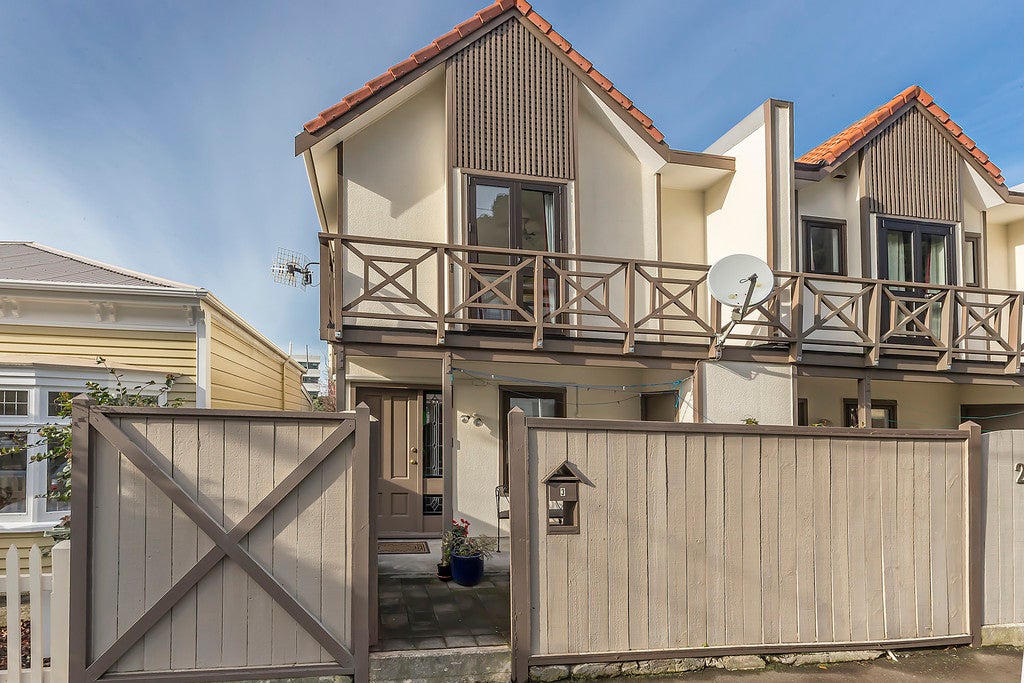 3/2 Goring Street, Thorndon, Wellington - Carousel 1