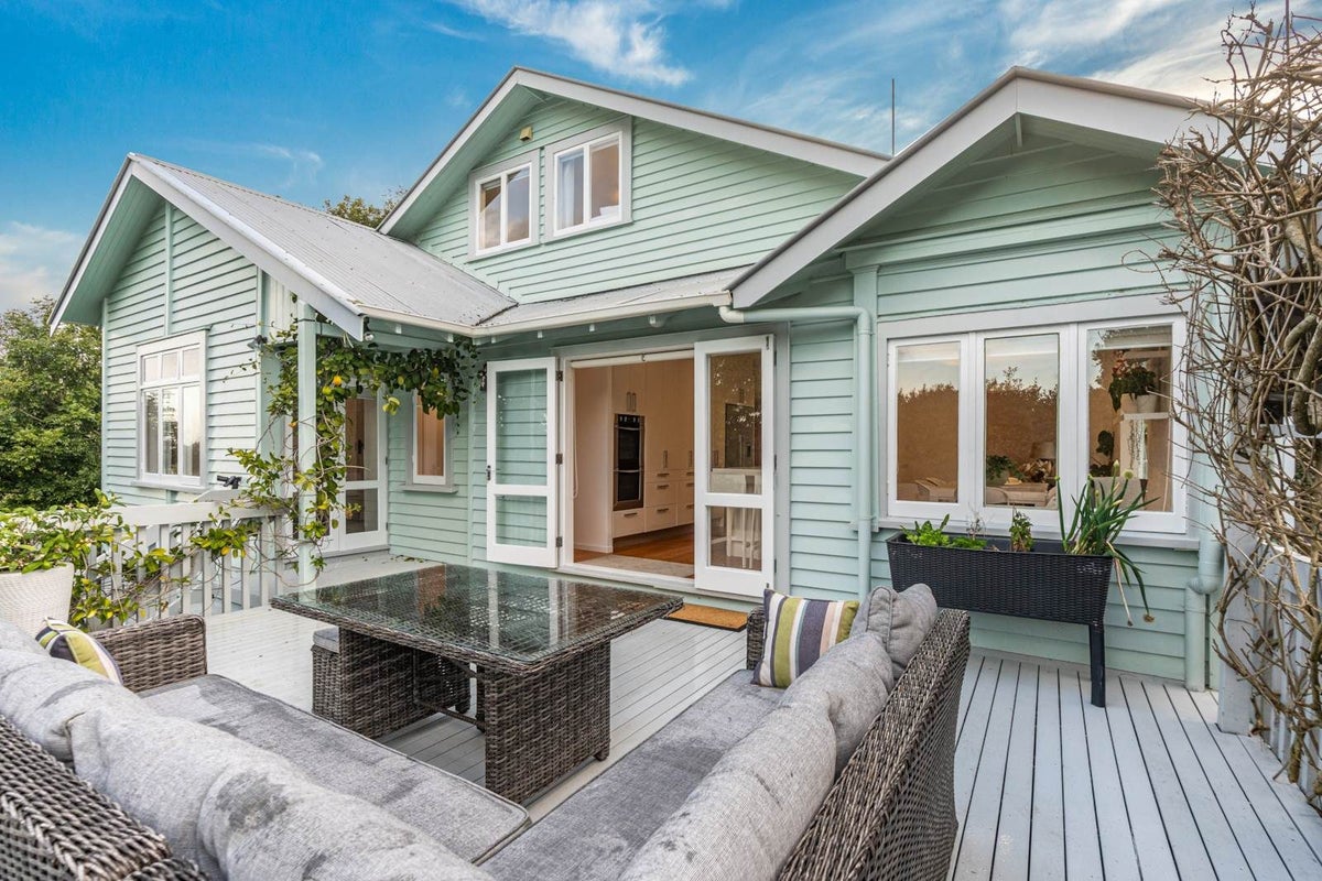 8A Haast Street, Remuera, Auckland - Carousel 2