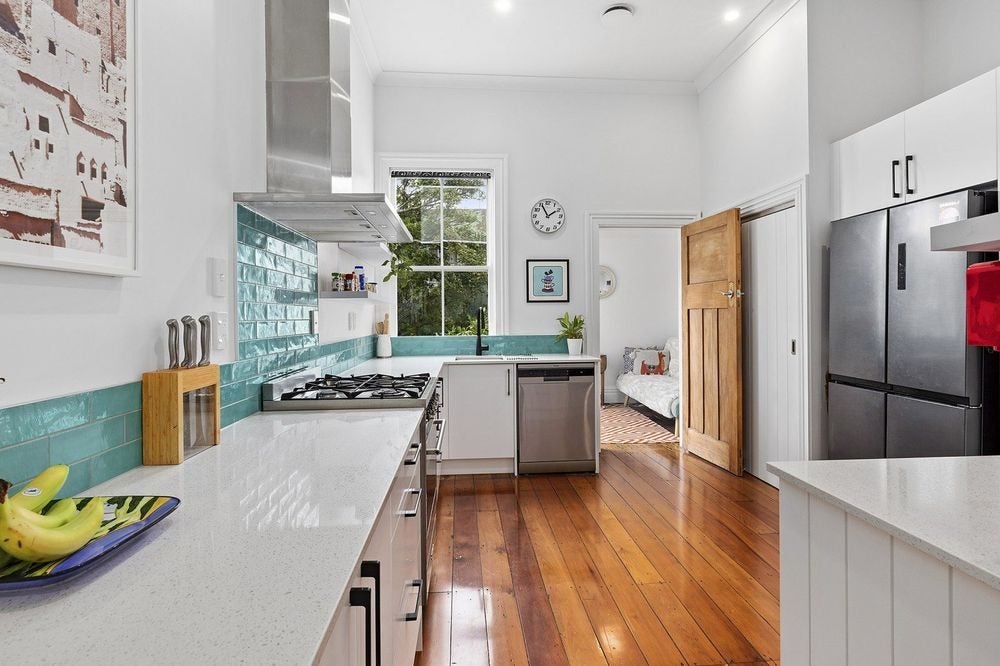 17 Myrtle Crescent, Mount Cook, Wellington - Carousel 2