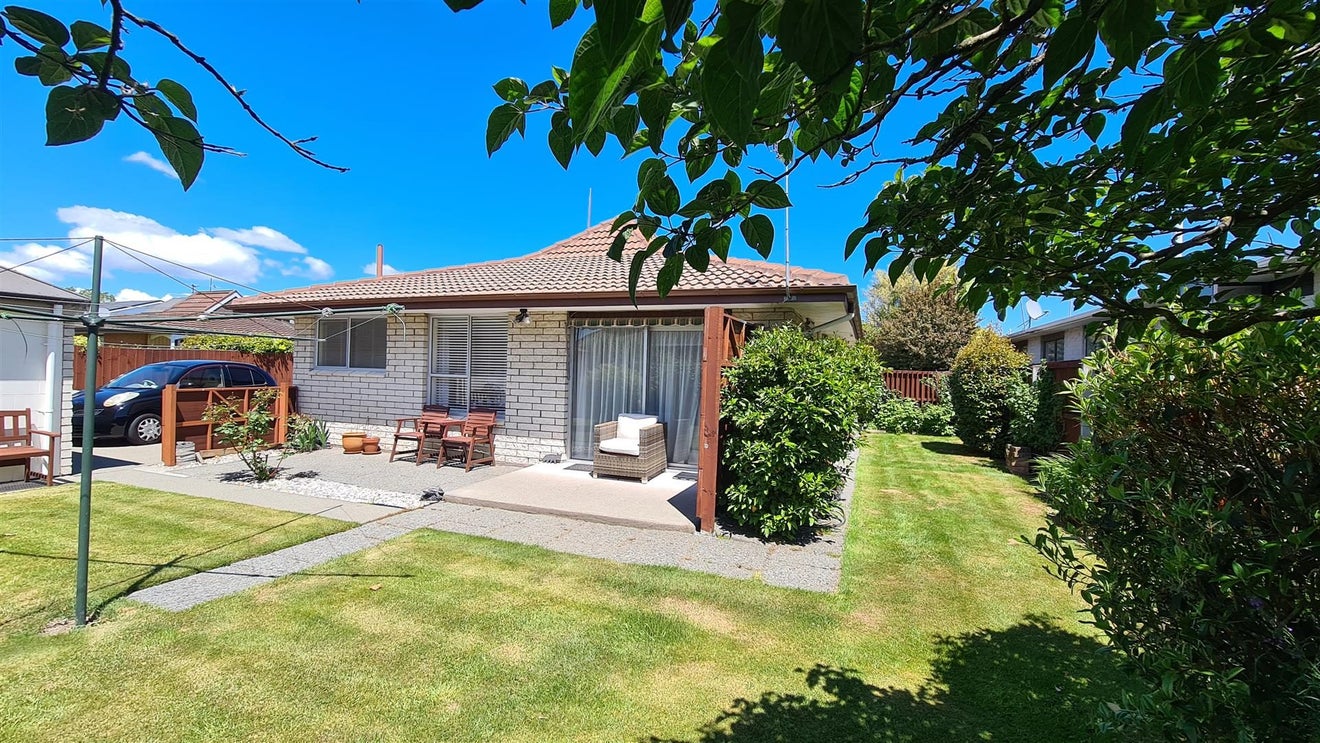 2/8 Camrose Place, Ilam, Christchurch - Carousel 1