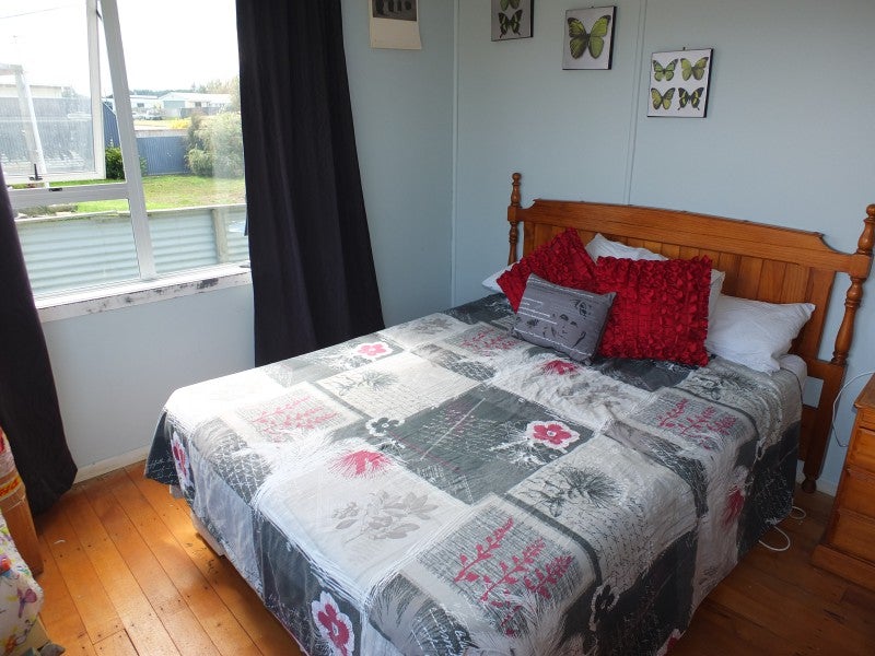 8 Thomas Place, Foxton Beach, Foxton - Carousel 22