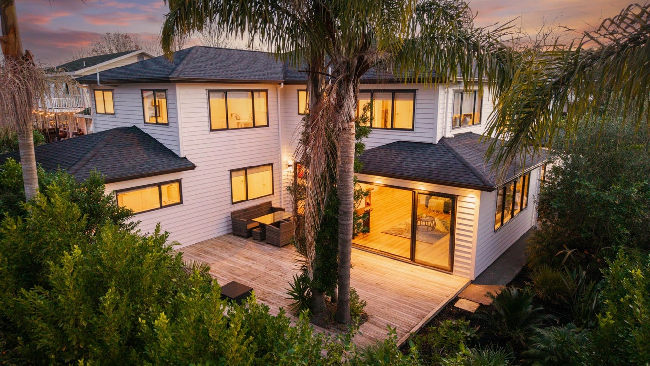 46 Marina View Drive, West Harbour, Auckland - Carousel 1