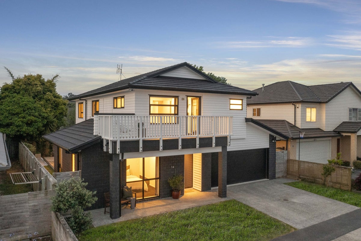 14 Marie Costello Way, Beach Haven, Auckland - Carousel 2