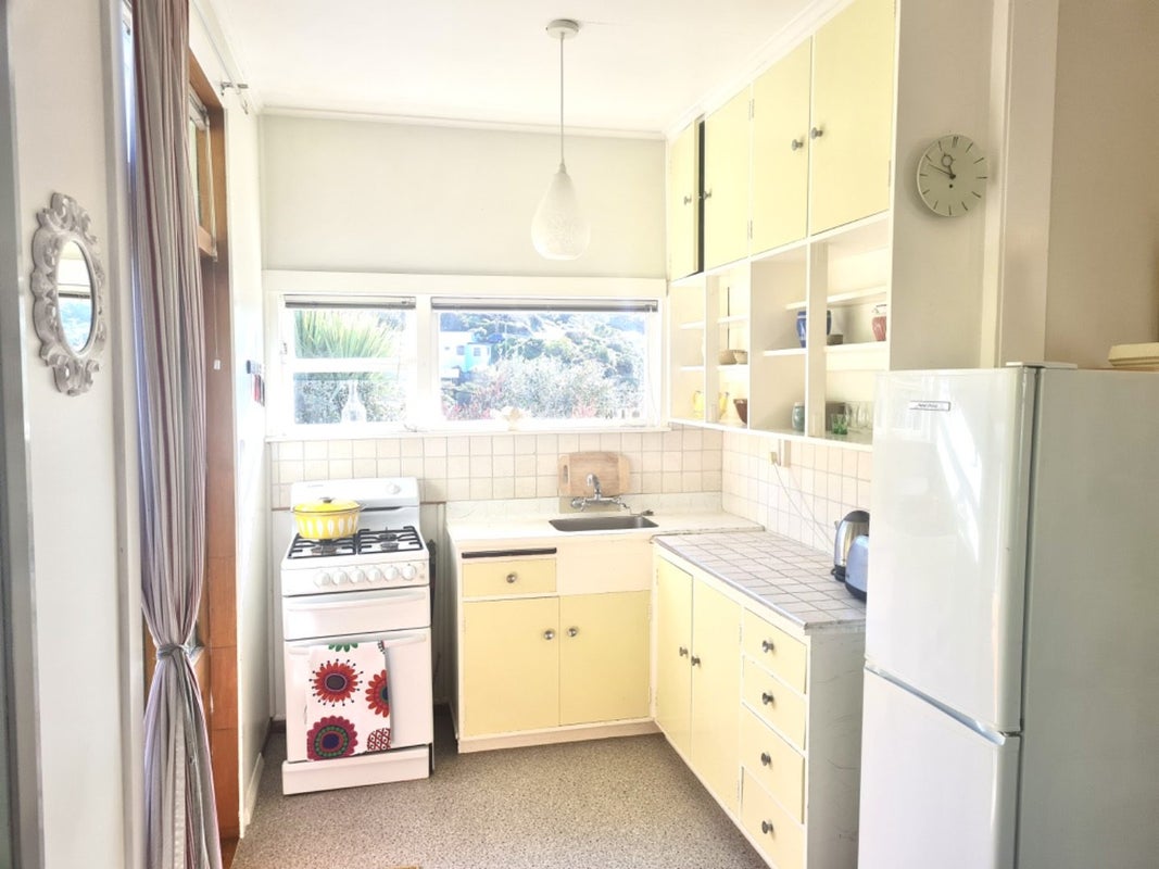 11 Buckingham Street, Melrose, Wellington - Carousel 2