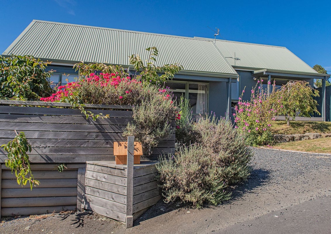 8 Allans Beach Road, Portobello, Dunedin - Carousel 23
