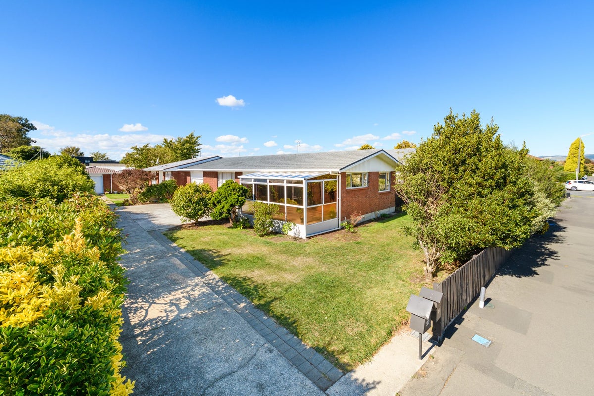 51 Fitzroy Street, Terrace End, Palmerston North - Carousel 2
