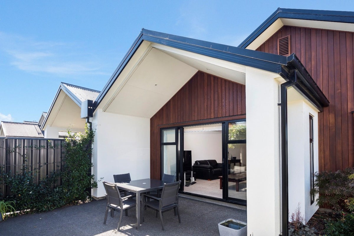 1 Aermacchi Lane, Wigram, Christchurch - Carousel 2