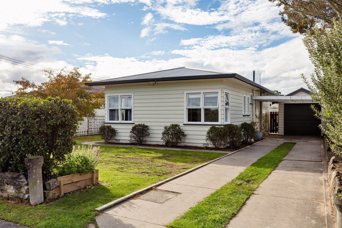 581 Aberdeen Road, Te Hapara, Gisborne - Carousel 1