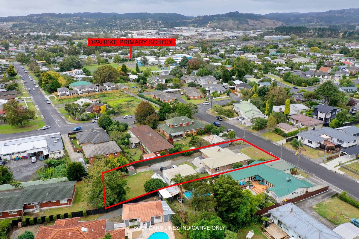 5 Callis Avenue, Opaheke, Papakura - Carousel 1