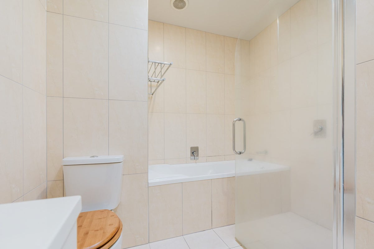 29/46 Peachgrove Road, Hamilton East, Hamilton - Carousel 12