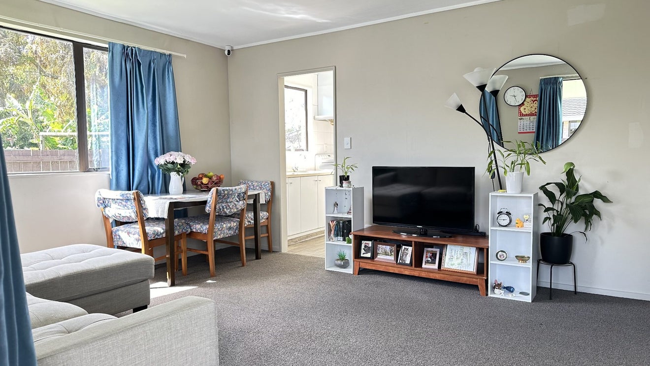 86A Oakfield Crescent, Pukete, Hamilton - Carousel 2