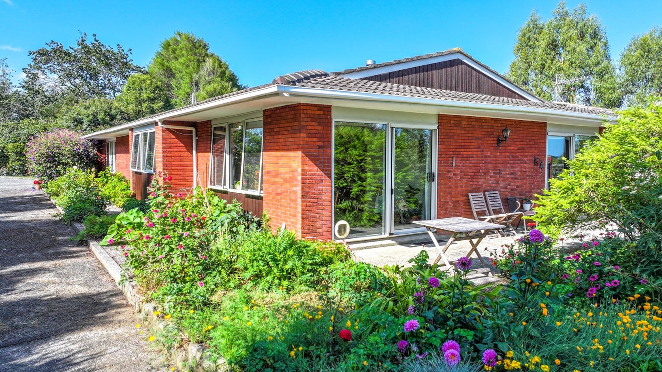 1281 Lake Arapuni Road, Putaruru - Carousel 1