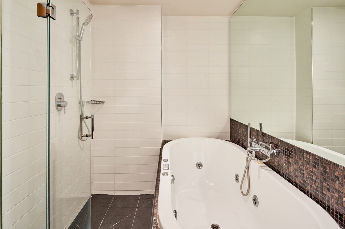 4P/257 Wakefield Street, Te Aro, Wellington - Carousel 6