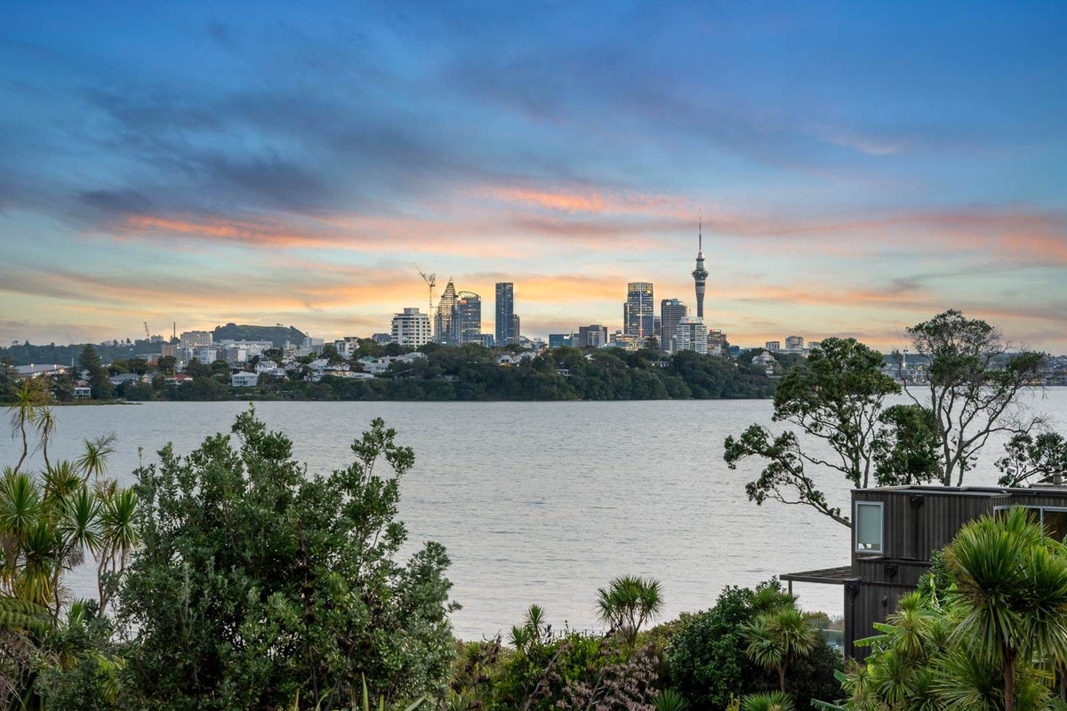 12 Birkley Road, Bayswater, North Shore City, Auckland - Carousel 37