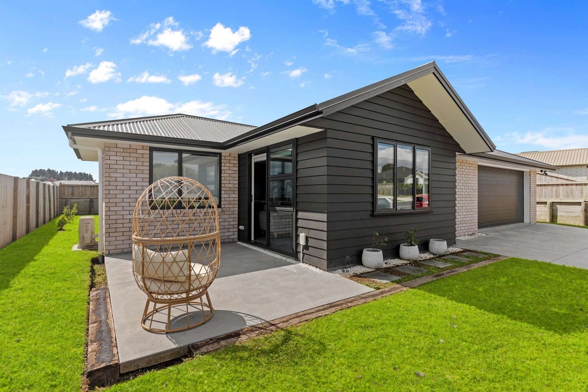 26 Acacia Avenue, Kihikihi, Te Awamutu - Carousel 2