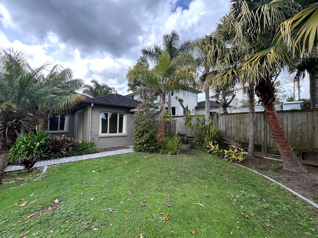 81 Kittiwake Drive, Schnapper Rock, Auckland - Carousel 21