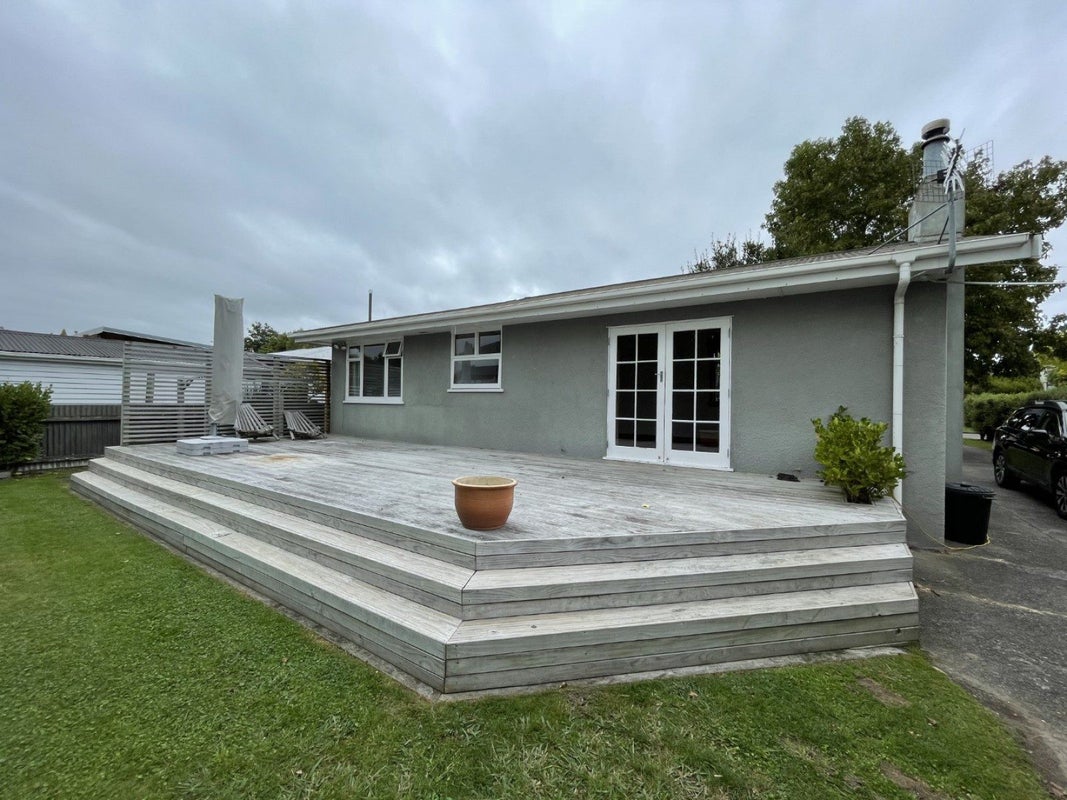 65 Churchill Avenue, Hokowhitu, Palmerston North - Carousel 10