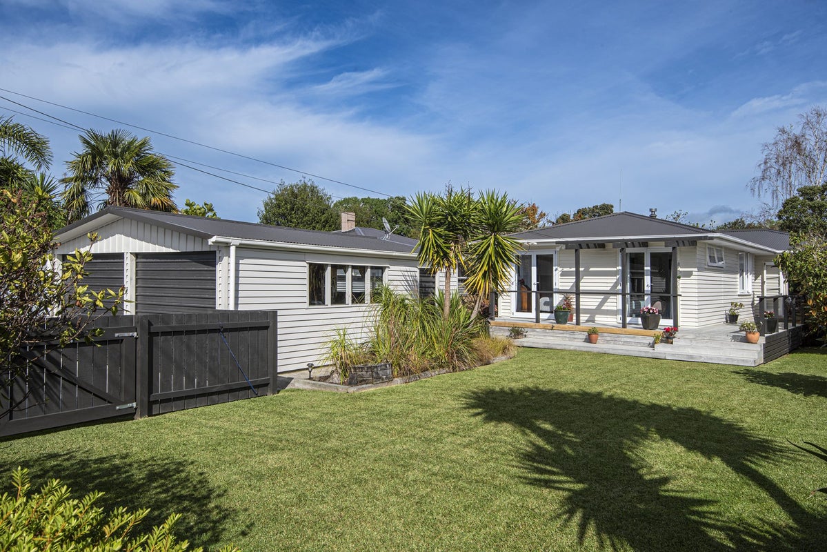 46 Mackesy Road, Parahaki, Whangarei - Carousel 1