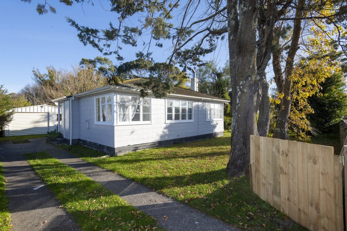 48 Kowhai Street, Te Hapara, Gisborne - Carousel 1