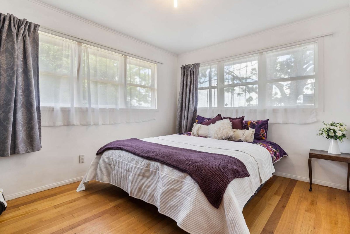 1 Mack Place, Red Hill, Papakura - Carousel 9