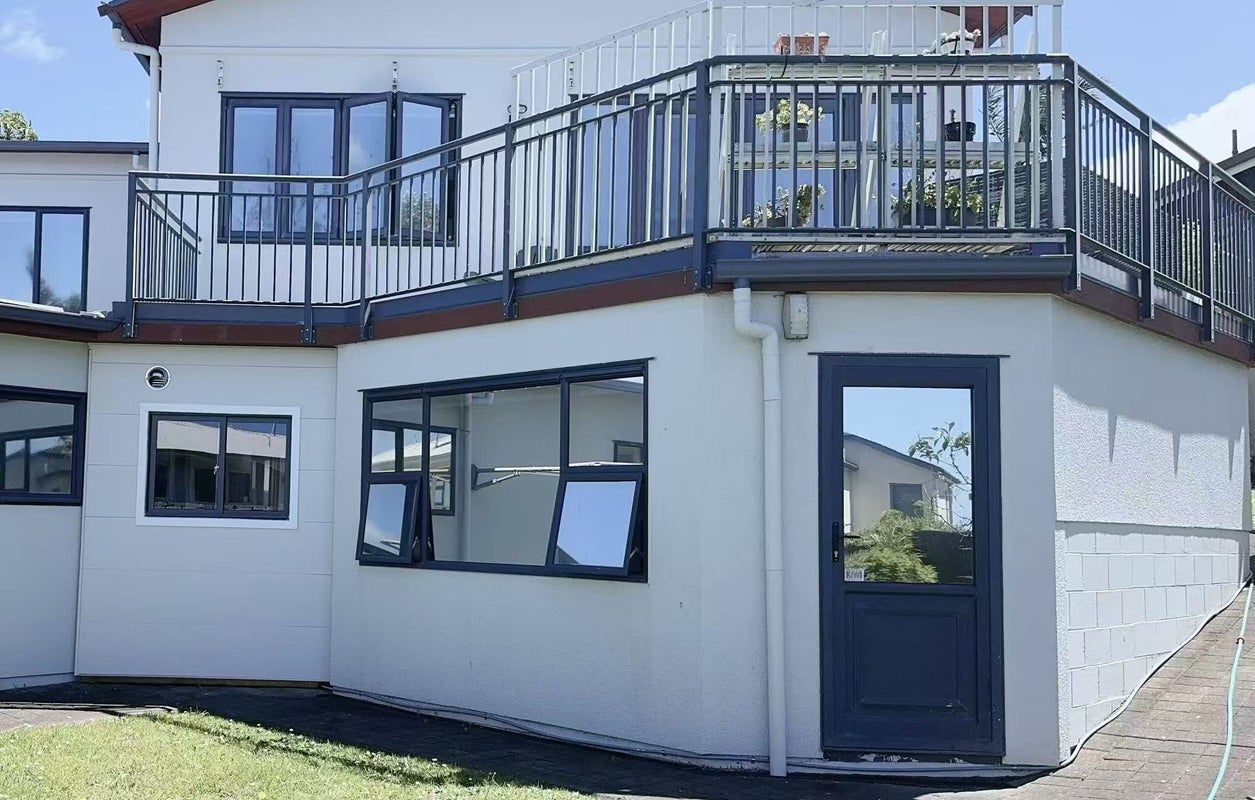 5 Currey Crescent, Milford, Auckland - Carousel 12