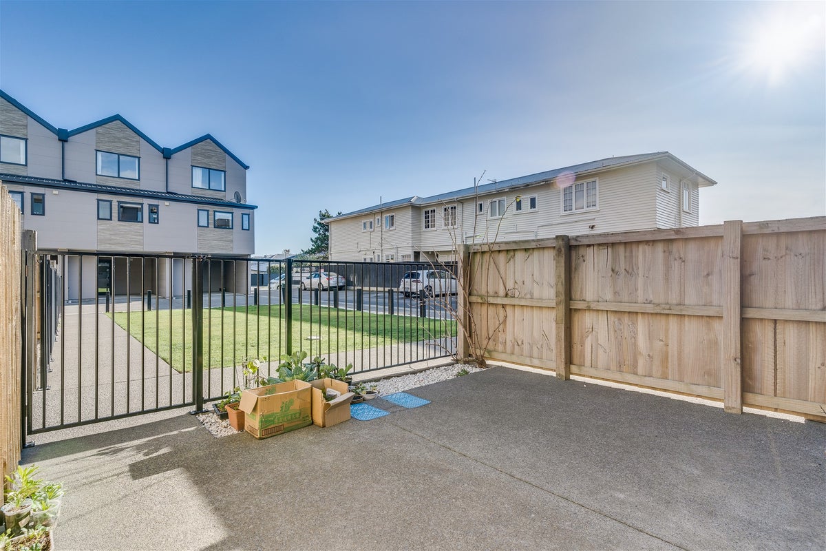 102/116 Stanmore Road, Linwood, Christchurch - Carousel 12