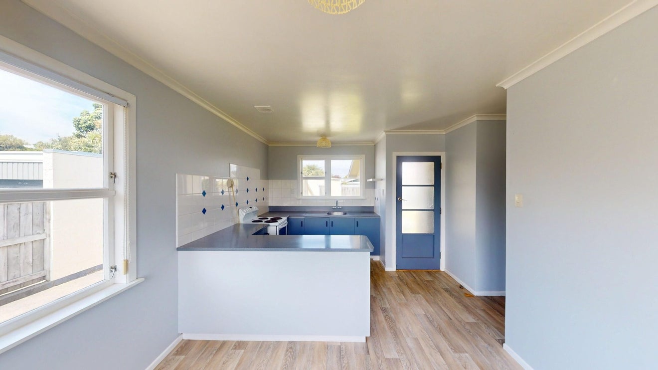6 Chester Road, Springvale, Whanganui - Carousel 2