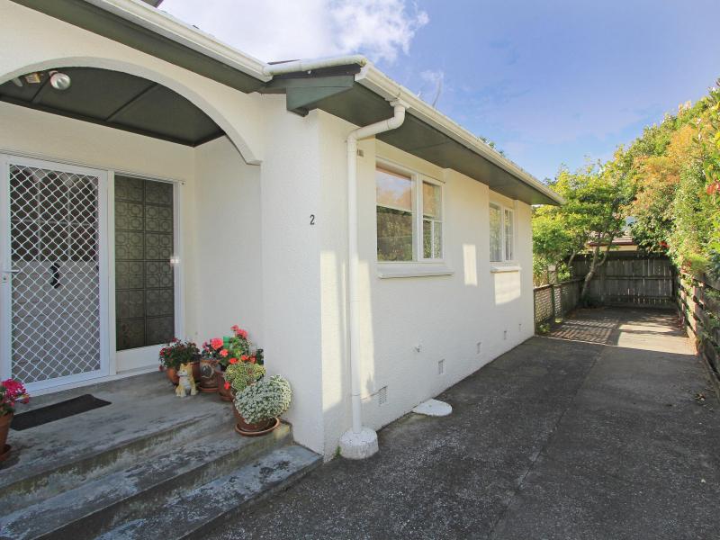 12 Colin White Road, Te Hauke, Otane - Carousel 1