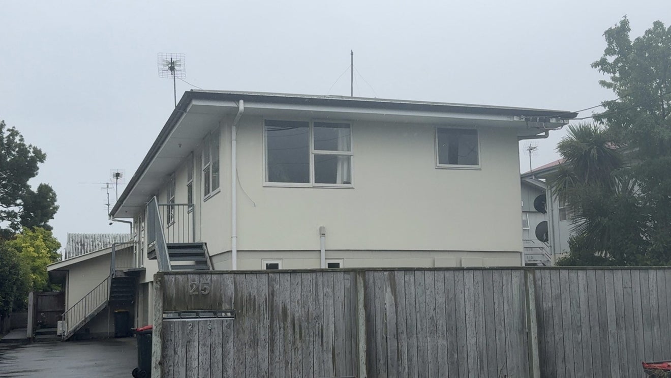 1/25 Andover Street, Merivale, Christchurch - Carousel 1