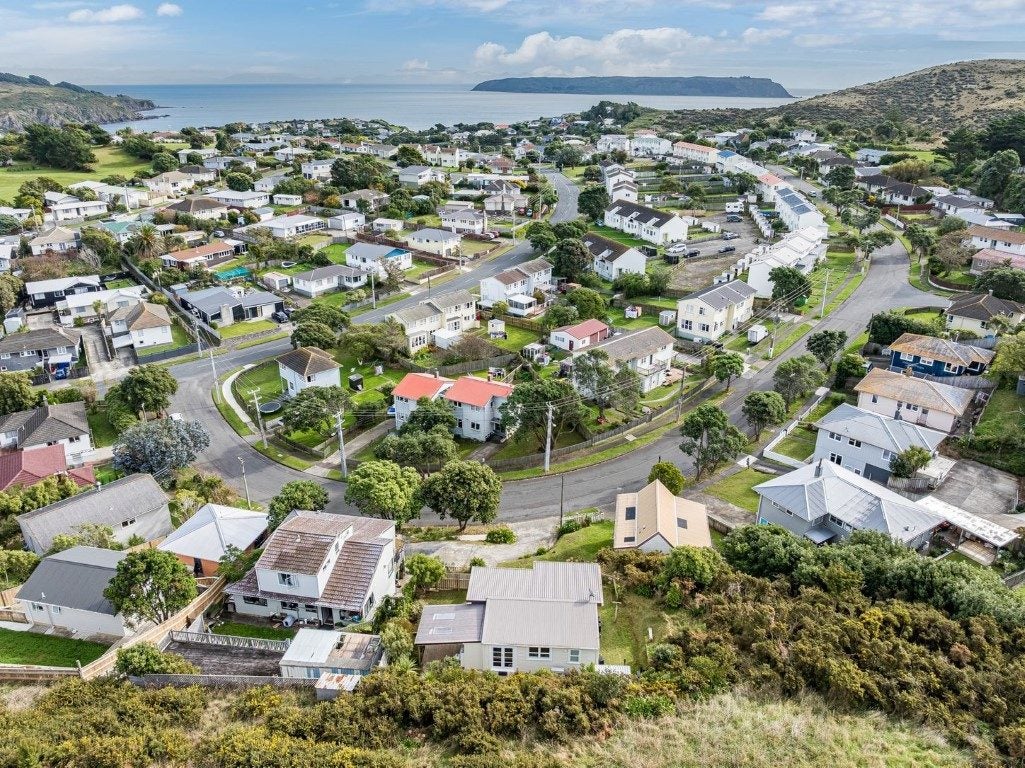 12 Owhiti Street, Titahi Bay, Porirua - Carousel 16