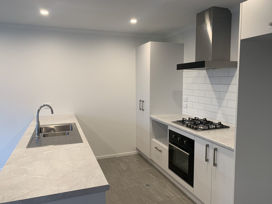 3/1 North Ridge Drive, Rototuna North, Hamilton - Carousel 2