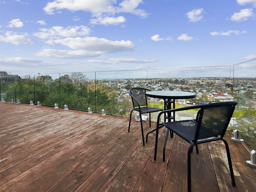5 Oliver Road, Hospital Hill, Napier - Carousel 1