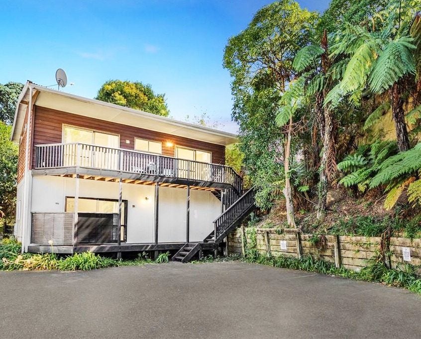 16A Shirley Road, Grey Lynn, Auckland - Carousel 1