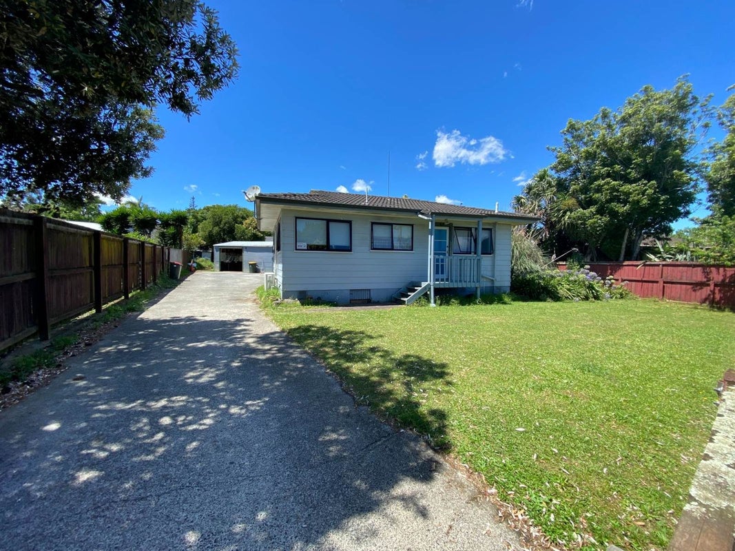 68 Redcrest Avenue, Red Hill, Papakura - Carousel 1