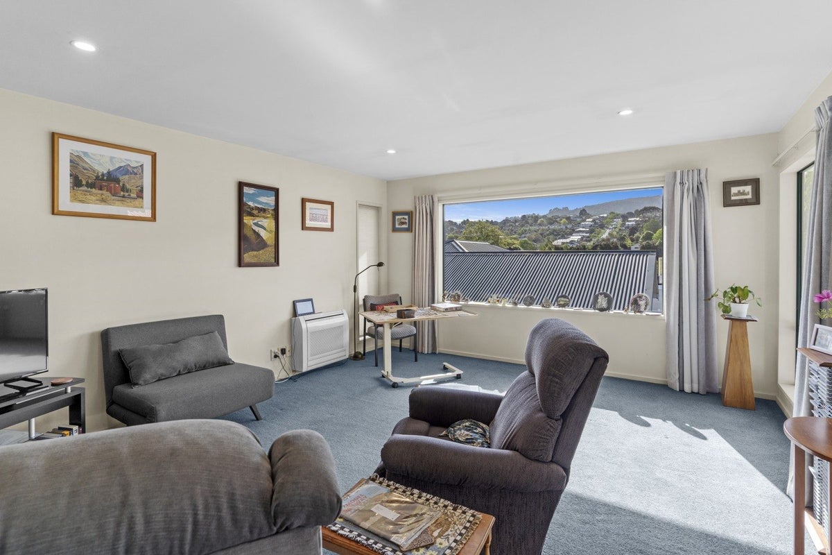 29B Butler Street, Maori Hill, Dunedin - Carousel 2