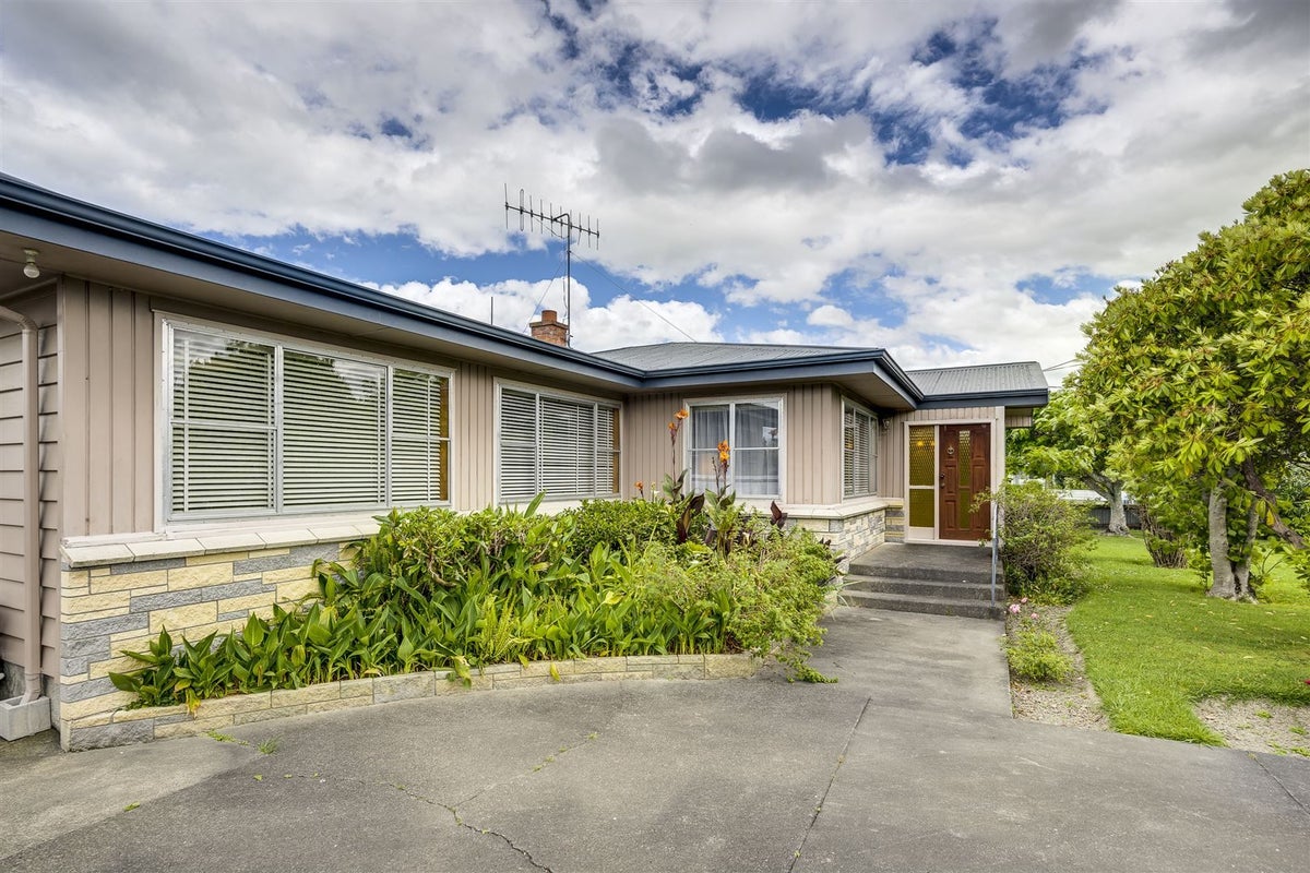 60 Coverdale Street, Onekawa, Napier - Carousel 2