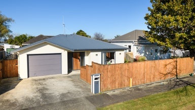 60 Church Street, Awapuni, Palmerston North - Carousel 1