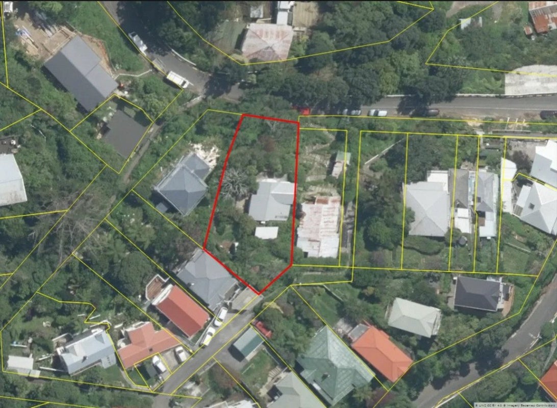 14 Mount Pleasant Road, Aro Valley, Wellington - Carousel 19